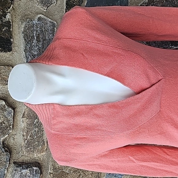 J CREW Collection Orange Italian Cashmere V Neck Pullover Sweater Sz S - Picture 2 of 7